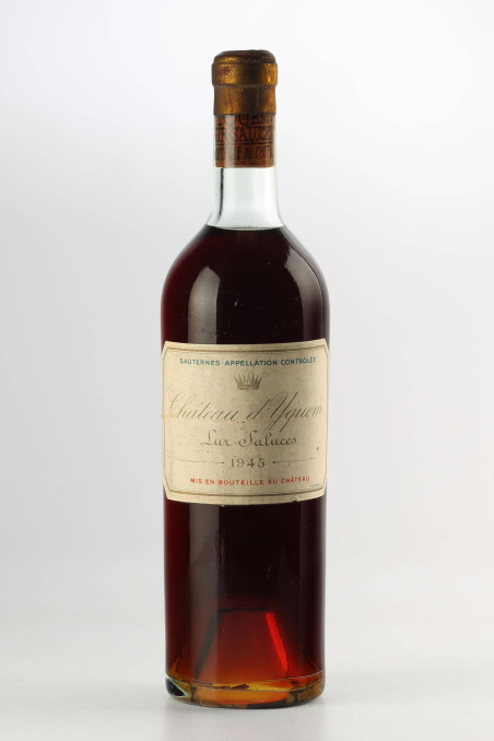 シャトー・ディケム(CHÂTEAU D'YQUEM) 1945