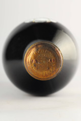 シャトー・ディケム(CHÂTEAU D'YQUEM) 1945