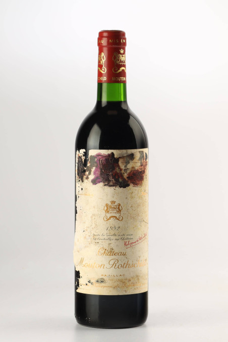 シャトー・ムートン・ロートシルト(CHÂTEAU MOUTON ROTHSCHILD) 1992