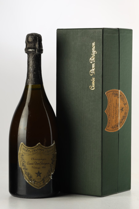 ドン・ペリニョン(DOM PERIGNON)1983